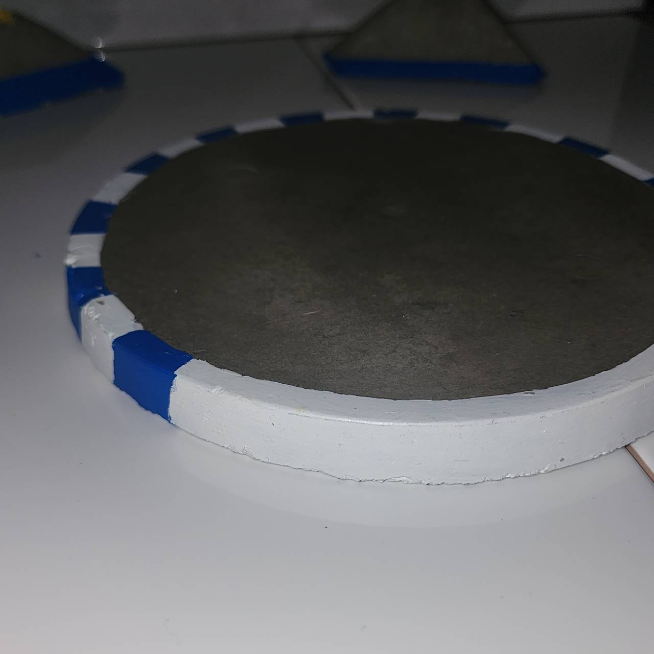 White and Blue Circle Pad W/ Pyramid Kickers