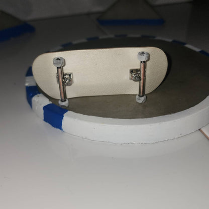 White and Blue Circle Pad W/ Pyramid Kickers